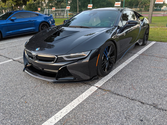 The bmw I8 gets clean up and some visual goody